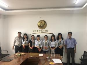 Công ty 195: Nhân dịp chào mừng ngày thành lập Hội LHPN Việt Nam, sáng ngày 20/10/2017 vừa qua ban lãnh đạo công ty Cp xây dựng 195 đã tổ chức chương trình kỷ niệm Ngày Phụ Nữ Việt Nam.